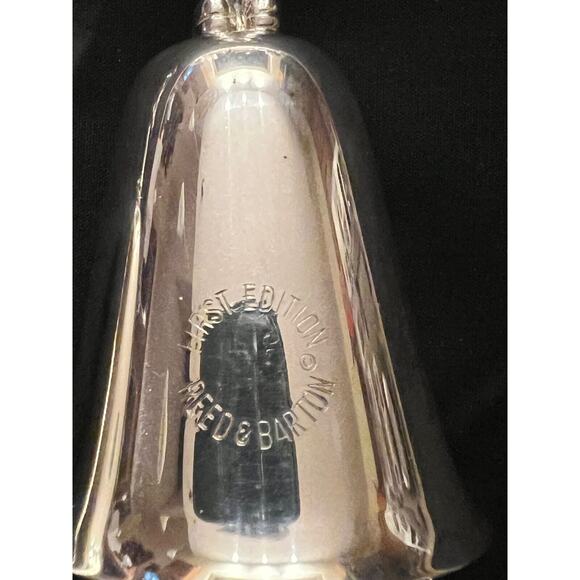 REED & BARTON Vintage Silver Plate Annual Christmas Bell Boys on Top Set of 2 - Picture 5 of 6